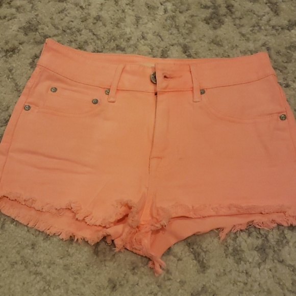 Hot pink bullhead shorts size 1 - Picture 1 of 2